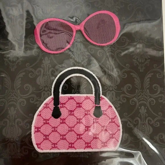 Fashion Pin & Patch Set - Picture 4 of 4